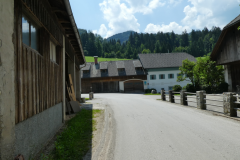 20-dvorec-visoko