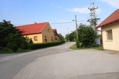 1-hrastje-mota